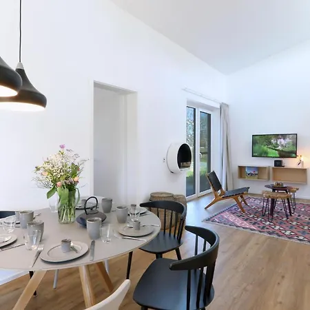 Dom wakacyjny Stunning In Lembruch-dmmer See With Sauna, Wifi And Indoor Swimming Pool *