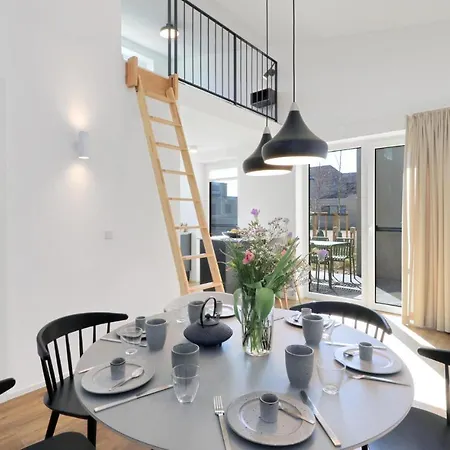Stunning In Lembruch-dmmer See With Sauna, Wifi And Indoor Swimming Pool *