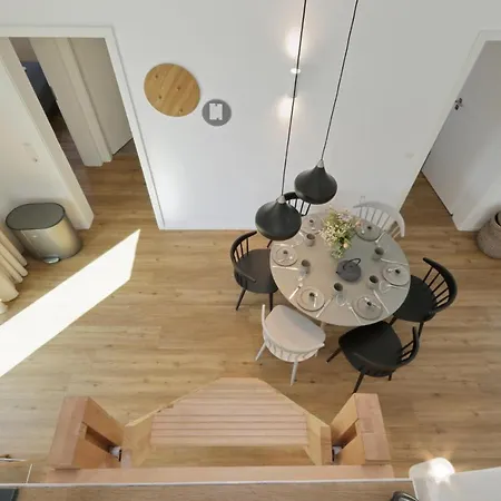Stunning In Lembruch-dmmer See With Sauna, Wifi And Indoor Swimming Pool Dom wakacyjny