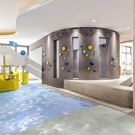 Stunning In Lembruch-dmmer See With Sauna, Wifi And Indoor Swimming Pool Dom wakacyjny