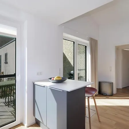 Stunning In Lembruch-dmmer See With Sauna, Wifi And Indoor Swimming Pool *
